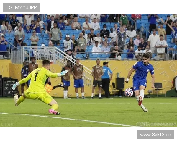 切尔西遇铁桶阵进攻乏术显单一